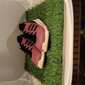 Kids hot pink and black Neo